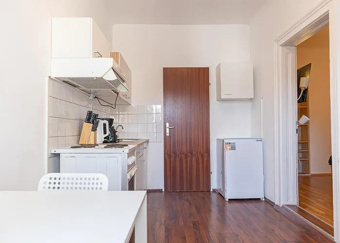 Stylish & Comfortable Apt. Centrally Placed *