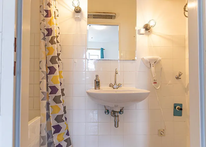 Daire Stylish & Comfortable Apt. Centrally Placed